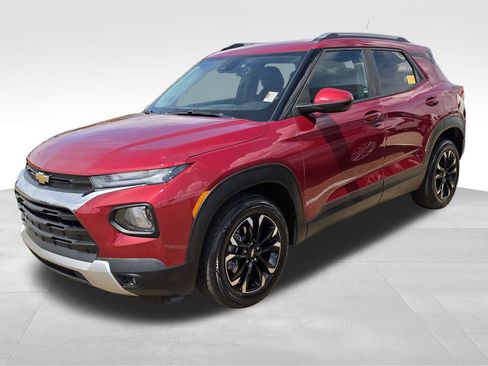 Used 2021 Chevrolet TrailBlazer LT w/ Convenience Package FWD image 16