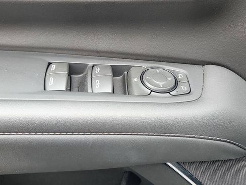 Used 2025 Chevrolet Tahoe LT AWD/4WD image 12