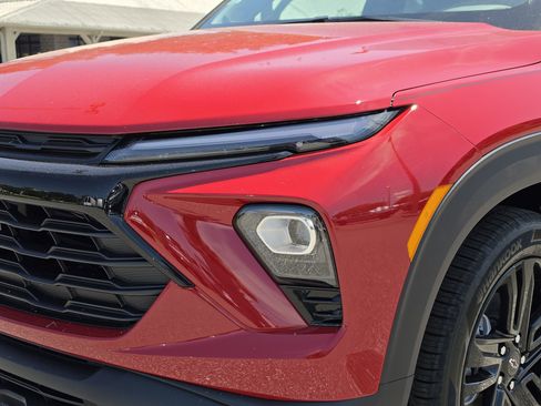 New 2026 Chevrolet TrailBlazer LT w/ Convenience Package FWD image 13