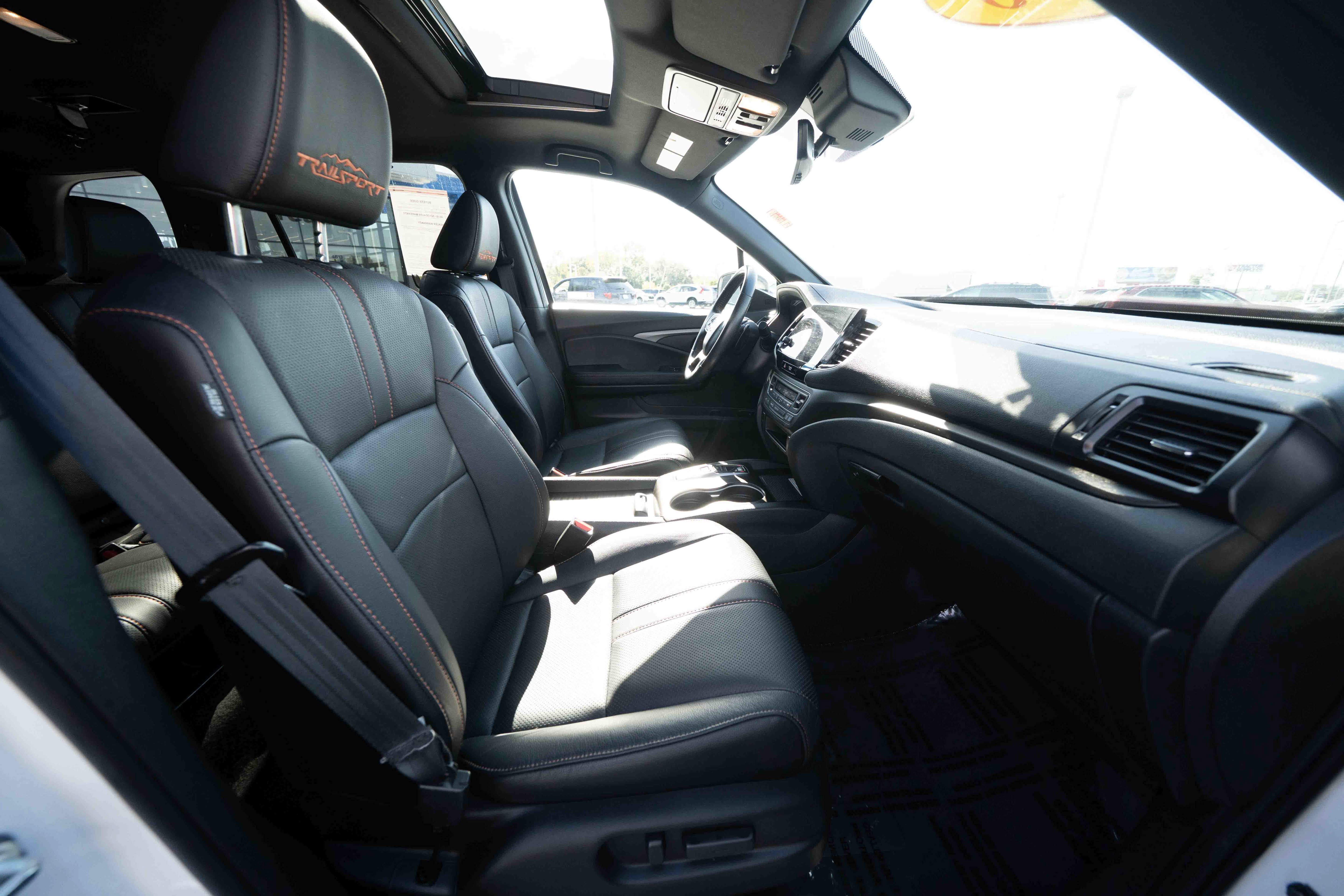 Used 2023 Honda Passport TrailSport image 27