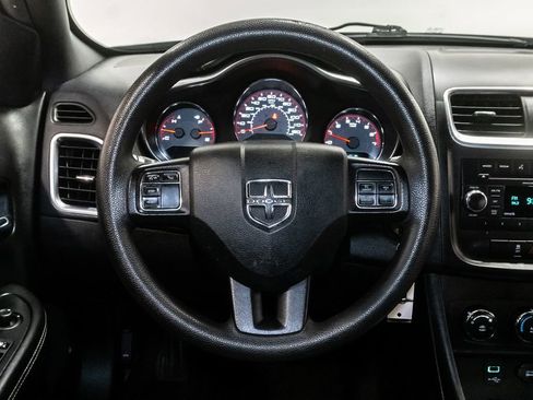 Used 2014 Dodge Avenger SE FWD image 12