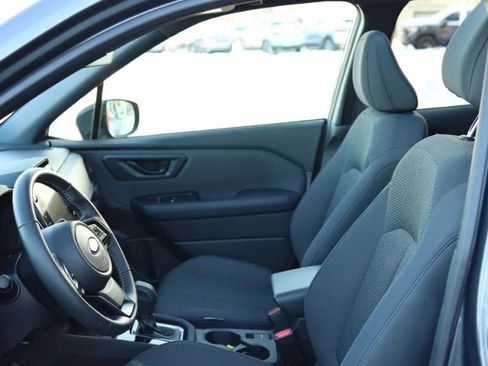 Used 2025 Subaru Forester Premium w/ Convenience Package #1 image 18