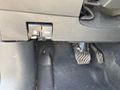 Used 2023 Nissan Kicks SV FWD image 21
