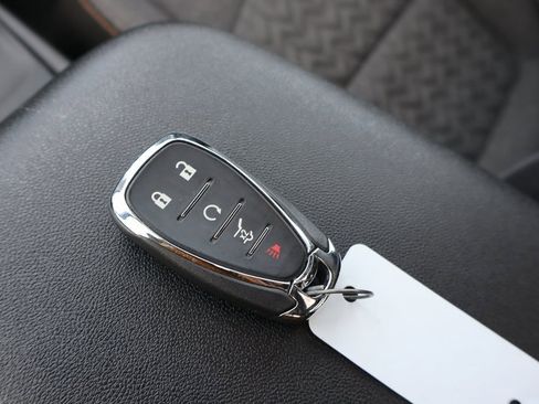 Used 2022 Chevrolet Equinox LT image 33