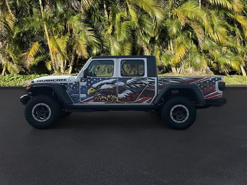 Used 2026 Jeep Gladiator Rubicon w/ Steel Power Dome Hood Package AWD/4WD image 9