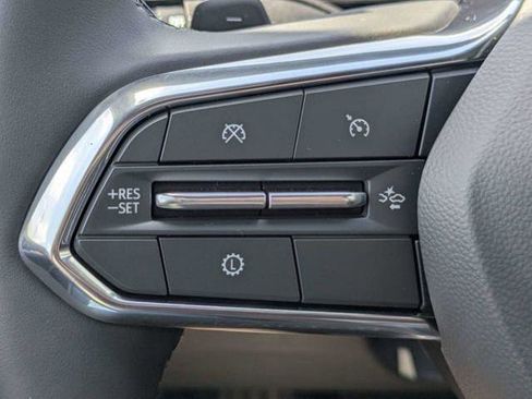 New 2026 Chevrolet Equinox LT w/ Convenience Package II FWD image 29