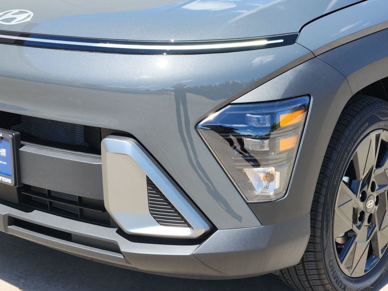 New 2027 Hyundai Kona SEL Sport FWD image 6