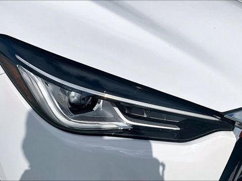 Used 2023 INFINITI QX50 Pure AWD/4WD image 28