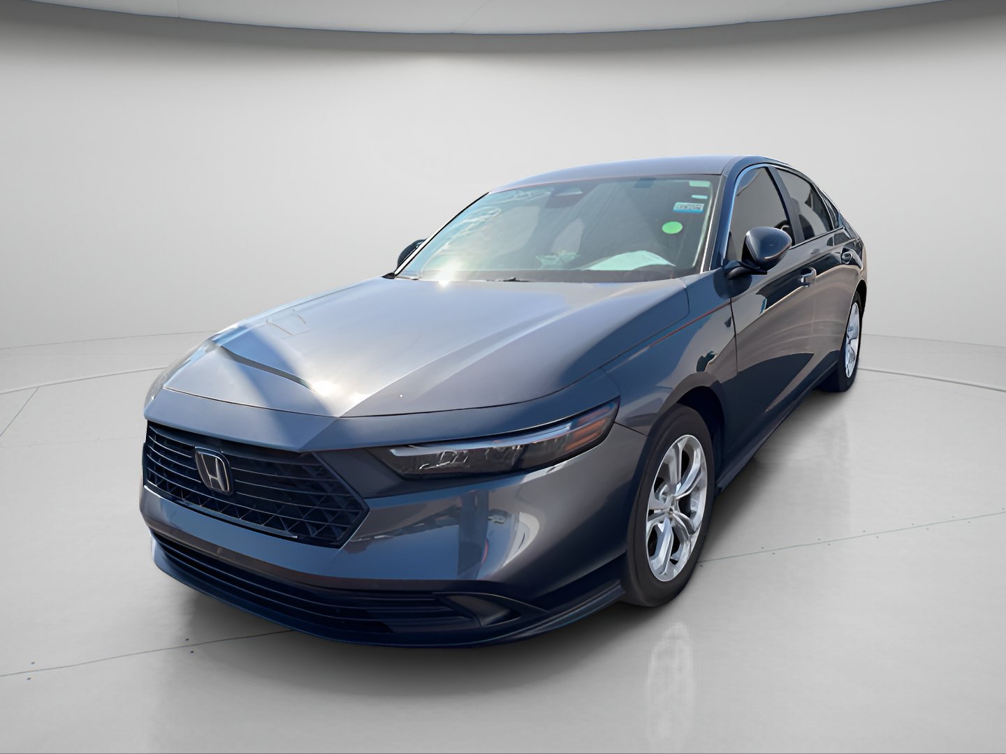 Used 2025 Honda Accord LX image 2