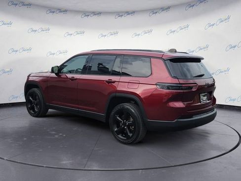 Used 2023 Jeep Grand Cherokee L Laredo AWD/4WD image 3