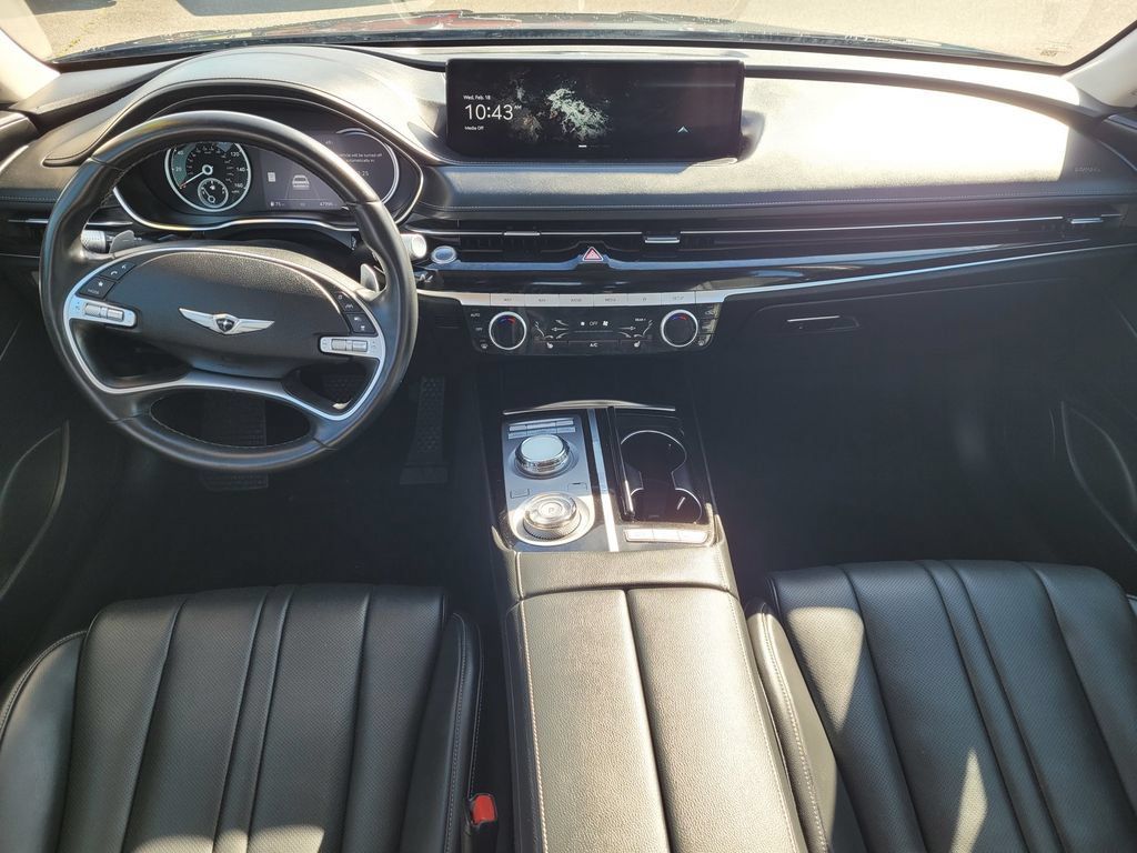 Used 2023 Genesis G80 2.5T RWD image 9