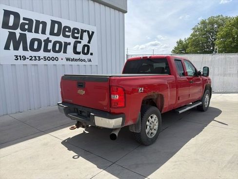 Used 2011 Chevrolet Silverado 2500 LT w/ Interior Plus Package AWD/4WD image 14