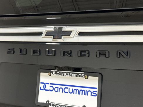 Used 2024 Chevrolet Suburban High Country w/ Premium Package AWD/4WD image 28