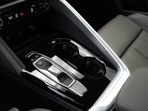 Certified 2025 Audi Q5 Premium Plus w/ Premium Plus AWD/4WD image 18