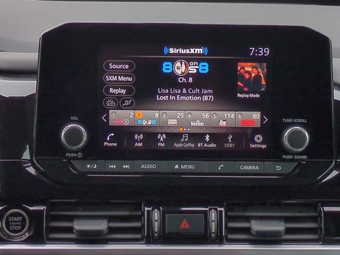 Certified 2024 Nissan Pathfinder SV FWD image 15