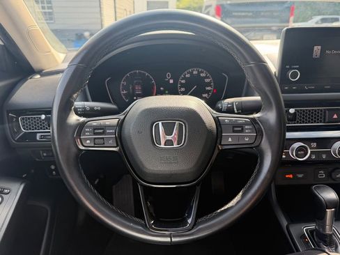 Used 2022 Honda Civic EX image 12