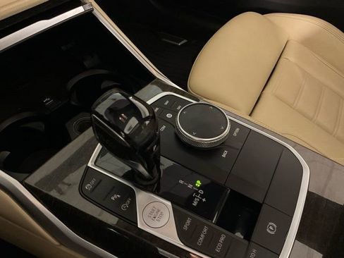 Used 2020 BMW 330i xDrive Sedan w/ Premium Package image 22