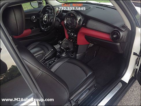 Used 2014 MINI Cooper 2-Door Hardtop FWD image 16