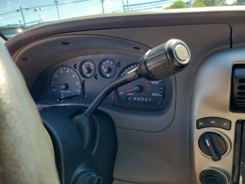 Used 2011 Ford Ranger XLT AWD/4WD image 29