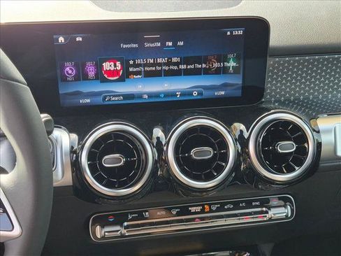 New 2026 Mercedes-Benz GLB 250 image 12