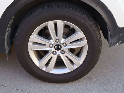 Used 2019 Kia Sportage LX FWD image 25