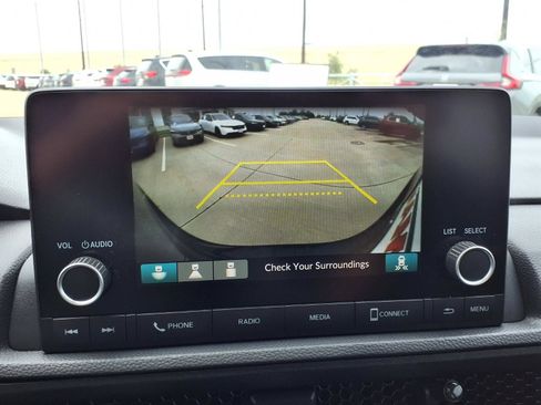 Used 2025 Honda CR-V EX image 11