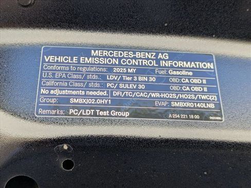 Certified 2025 Mercedes-Benz GLC 300 image 26