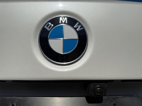 Used 2025 BMW 330i xDrive Sedan w/ Convenience Package image 17