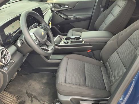 New 2026 Chevrolet Equinox LT image 11