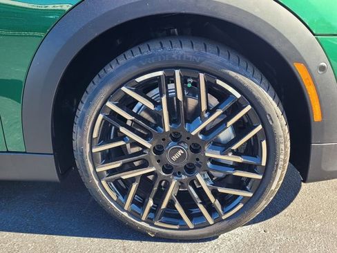 New 2026 MINI Cooper 4-Door Hardtop image 9