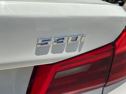 Used 2018 BMW 530i RWD image 13