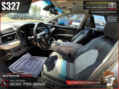 Used 2019 Toyota Camry XLE w/ Carpet Mat Package FWD image 9