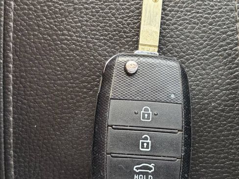 Used 2023 Kia Rio LX FWD image 27