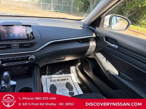 Certified 2022 Nissan Altima 2.5 S FWD image 28