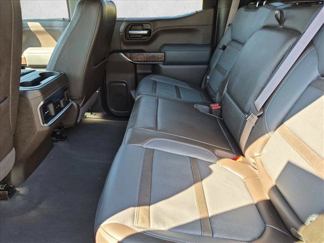 Used 2022 GMC Sierra 1500 Denali w/ Driver Alert Package II AWD/4WD image 19