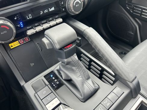 New 2026 Toyota 4Runner TRD Off-Road Premium AWD/4WD image 16