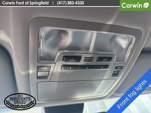 Used 2019 Toyota Highlander XLE AWD/4WD image 19