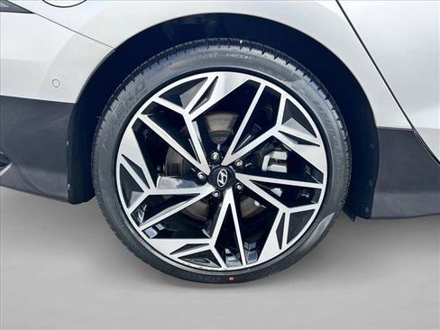 Certified 2024 Hyundai Ioniq 6 Limited image 26