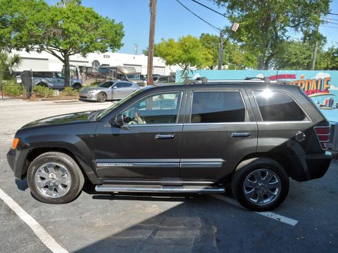 Used 2008 Jeep Grand Cherokee Overland w/ Mopar Chrome Edition Group AWD/4WD image 7