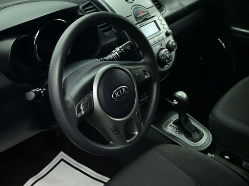 Used 2011 Kia Soul + image 49