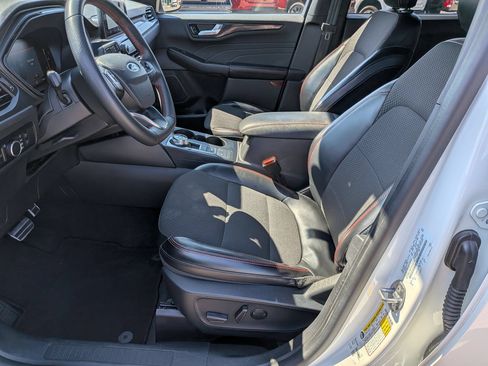 Used 2024 Ford Escape ST-Line FWD image 14