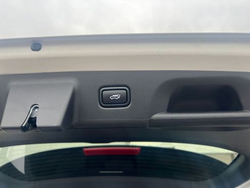 Used 2025 Hyundai Palisade SEL image 25