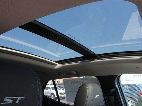 New 2026 Buick Encore GX Sport Touring w/ Comfort Package image 4