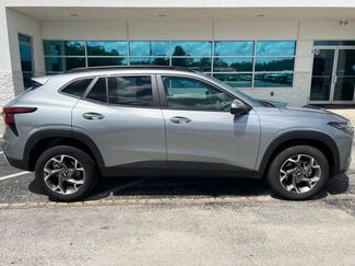 Used 2025 Chevrolet Trax LT FWD video 3