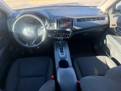 Used 2016 Honda HR-V EX image 32