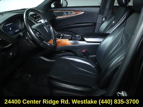 Used 2019 Lincoln Nautilus Reserve w/ Cargo Utility Package FWD image 19