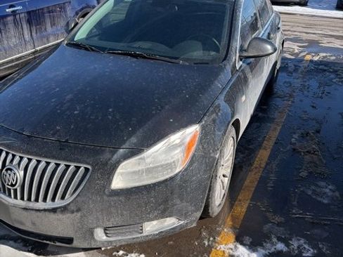 Used 2011 Buick Regal CXL image 1