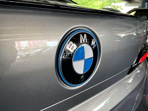 Used 2023 BMW i7 xDrive60 w/ Parking Assistance Package AWD/4WD image 30