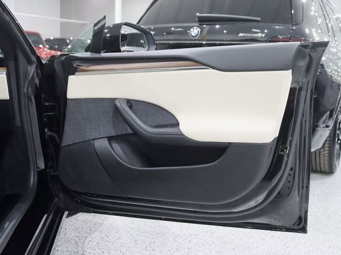 Used 2021 Tesla Model S Long Range image 36