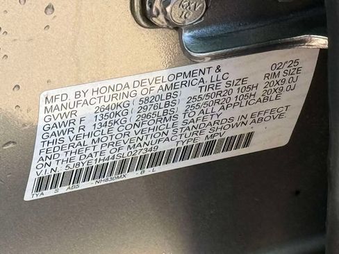 Certified 2025 Acura MDX SH-AWD w/ Technology Package image 33